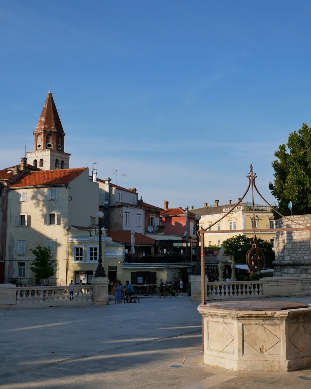 Place des Cinq Puits