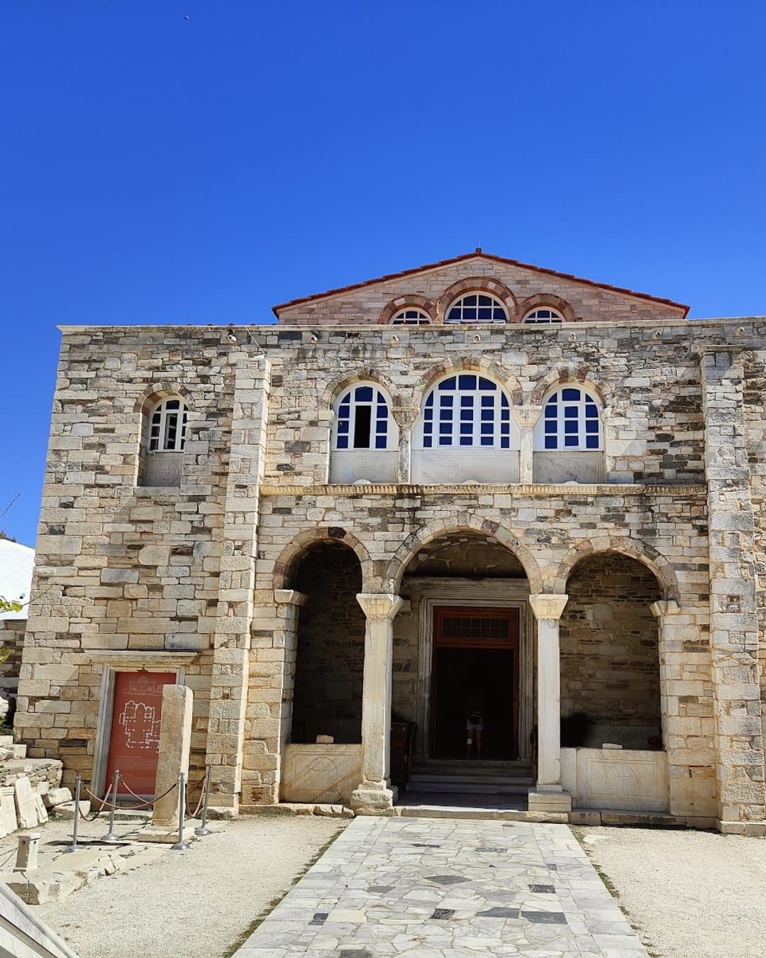 Basilique de la Panaghia ÉKatontapyliani