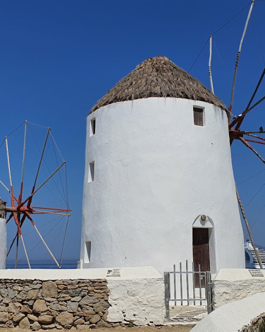 Les Moulins de Mykonos