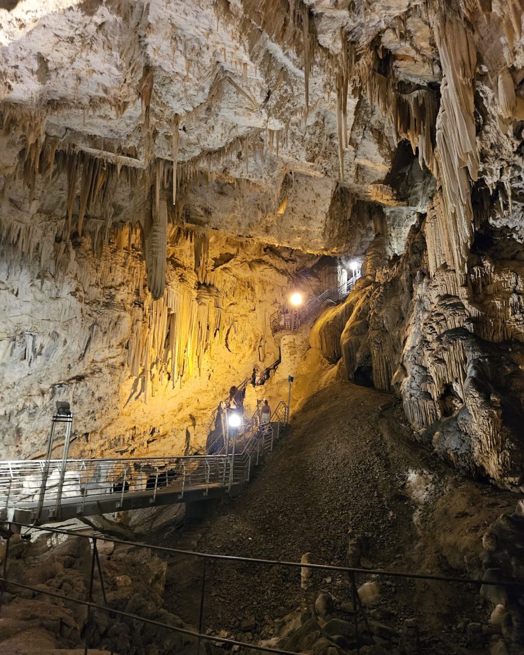 Grotte d'Antipatos